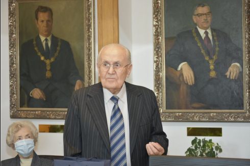Czibere90_10.jpg